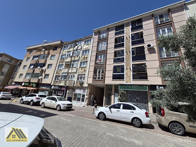 GÜVENÇ TAKSİ YAKINI 2+1 95M2 6YILLIK-EBEVEYN BANYO-KAPALI BALKON