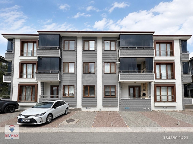 REMAX AYDAN SAKARYA ARİFİYE ARİFBEY MAH SATILIK DAİRE