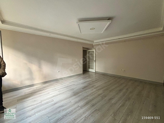 ALAÇATIDAN SOKULLUDA 2+1 İÇERİSİ YAPILI KİRALIK DAİRE - Görsel 13