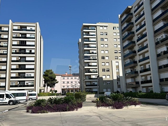 Gülveren Konutlarında Lüks 3+1 Satılık Daire - Görsel 2