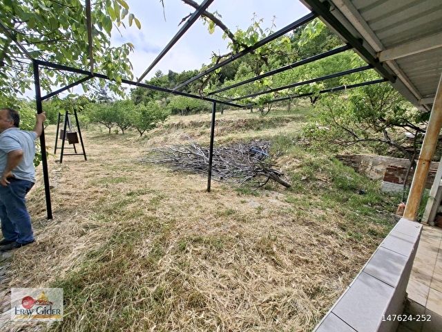 Yaylada Müstakil Ev, 3.5 dönüm Kiraz BAHÇESİ, Elektrik su mevcut - Görsel 15