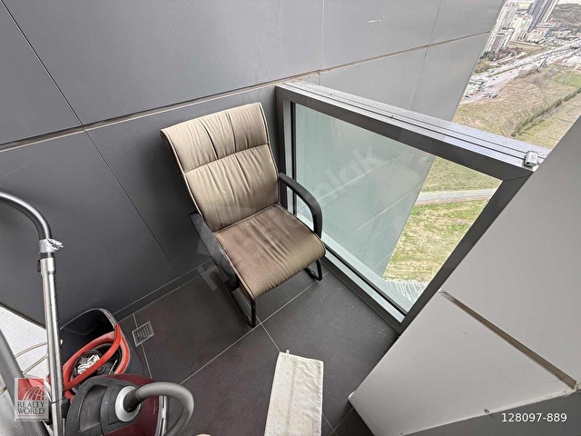ACİL! FİYAT DÜŞTÜ! WEST GATE FULL EŞYALI MANZARALI BOŞ 1+1 DAİRE - Görsel 19