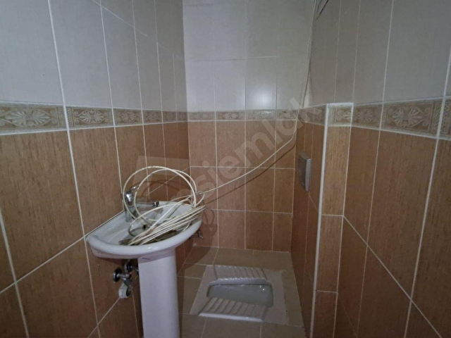 SOYLUDAN DİKMEN CADDESİ YAKINI 6+1 300M2 ASANSÖRLÜ AÇIK-KAPALI OTOPARKLITERASLI DUBLEKS SATILIK - Görsel 24