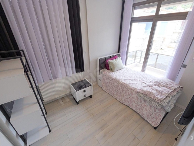 YENI FOÇADA DENIZE SIFIR HAVUZLU EŞYALI SATILIK LÜX VILLA - Görsel 7