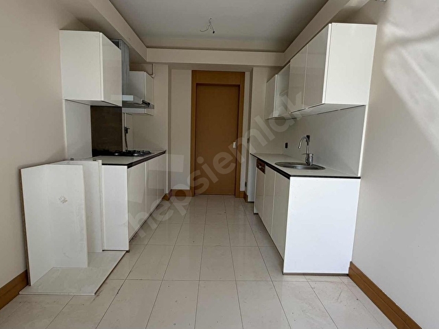 EYMENDEN TEK BOŞ 3+1 195m2 BAHÇE KATI SURYAPI EXEN YATAY BLOK - Görsel 14