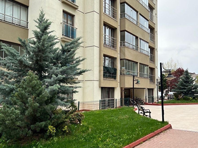 YAŞAMKENT PARK LİMA SİTESİ ARA KAT ÖN CEPHE  1+1 KİRALIK DAİRE - Görsel 15