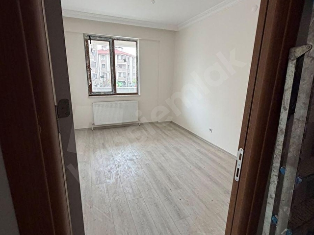 ÖZMEN EMLAKTAN SAFRANBOLU BARIŞ MAHALLESİNDE SATILIK 1+0 DAİRE - Görsel 6