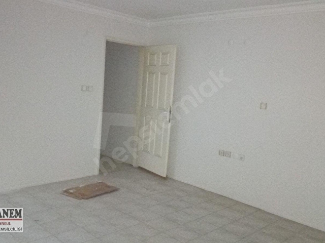 BORANEM—NİĞDELİLER SİTESİNDE KLASİK 3+1 ARAKAT DAİRE - Görsel 6