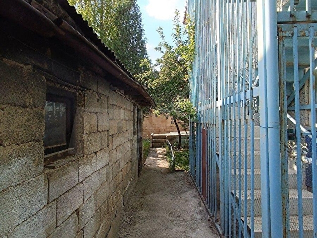 Karşıyaka mahallesinde Satılık 3katli Doğalgazlı Müstakil Ev - Görsel 8