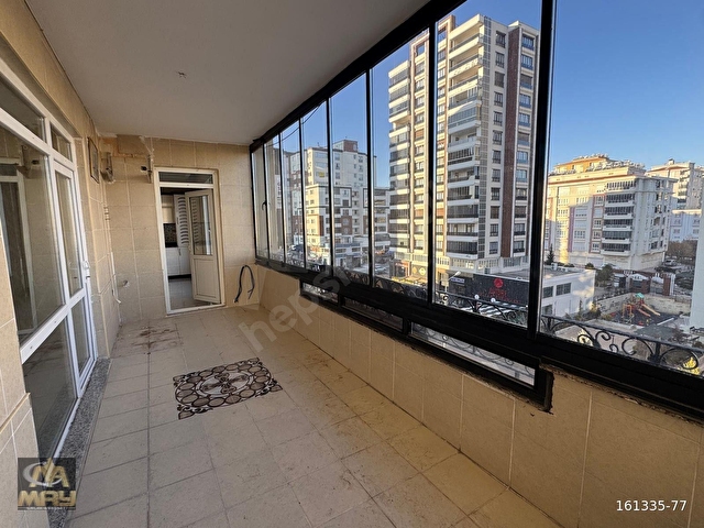 Batıkentte Merkezi Konumda, Kapalı Otoparklı Geniş 4+1 Daire - Görsel 29