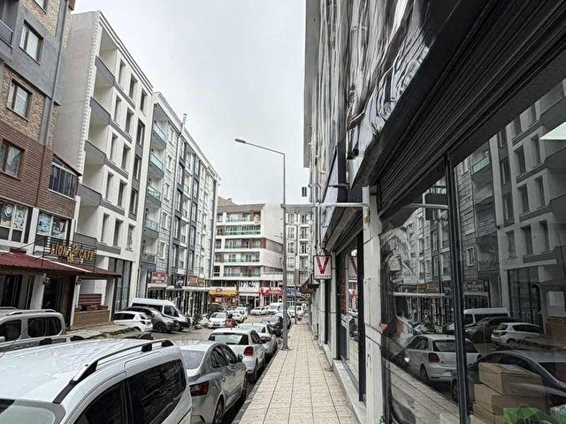 ŞEREFİYE MAH. AVM CİVARI SATILIK DÜKKAN - Görsel 4