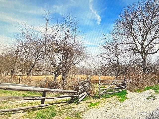 TAMAMI İMARLI (arsa vasfında) Villa arsası - Görsel 2