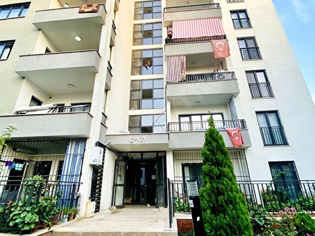 YİĞİT EMLAKTAN SATILIK, C BLOKLARDA 3+1 ETRAFI AÇIK FERAH DAİRE - Görsel 4