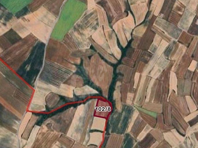AKGÜN KURUMSALDAN KAPAKLI UZUNHACI KÖYÜNDE SATILIK 815 M2 TARLA - Görsel 3
