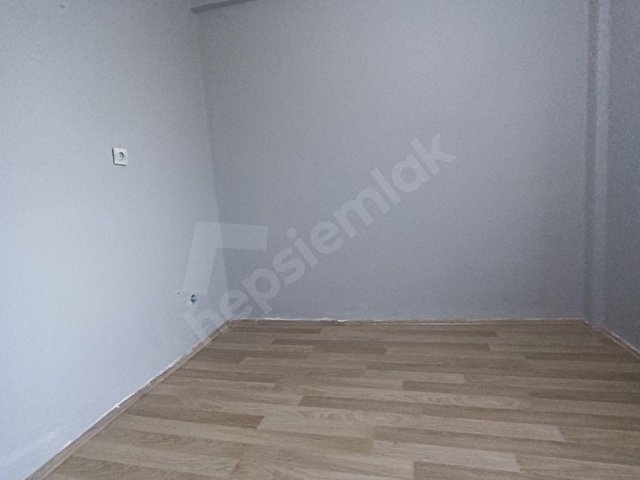 Kağıthane Merkezede Kiralık Büyük Balkonlu Manzaralı Daire - Görsel 19