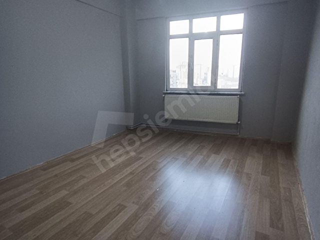 Kağıthane Merkezede Kiralık Büyük Balkonlu Manzaralı Daire - Görsel 14