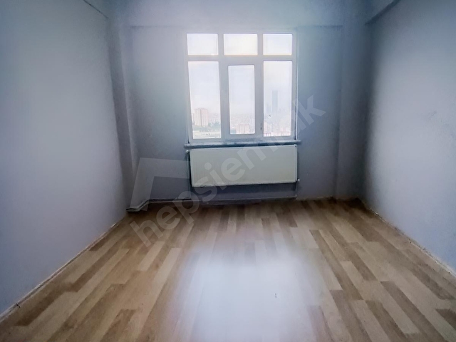 Kağıthane Merkezede Kiralık Büyük Balkonlu Manzaralı Daire - Görsel 13