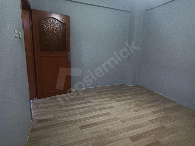 Kağıthane Merkezede Kiralık Büyük Balkonlu Manzaralı Daire - Görsel 11
