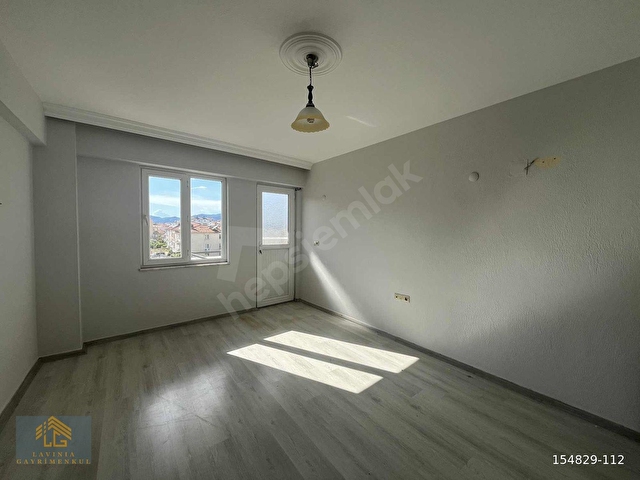 DALAMAN MERKEZDE KAPALI MUTFAK KİRALIK 3+1 DAİRE - Görsel 5