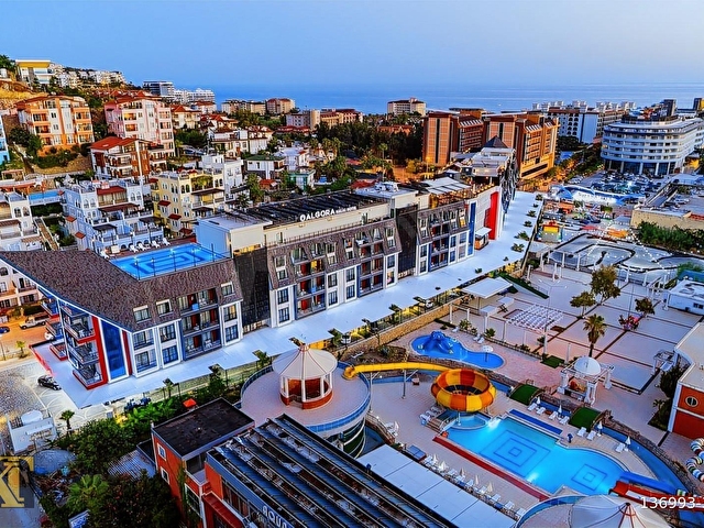 ALANYA KONAKLIDA SATILIK 1+1 SİTE İÇİ SIFIR EŞYALI LÜKS DAİRE