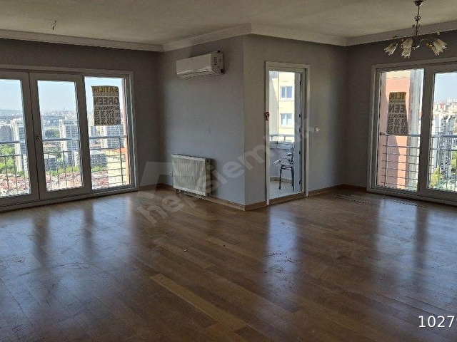 Küçükçekmece Atakent Güneşpark Evlerinde Arakat Boş Kiralık 4+1 196m2 Daire - Görsel 6