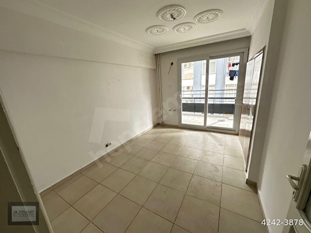 ATATÜRK CADDESİ ÜZERİNDE KİRALIK 4+1 200 m2 MUHTEŞEM MANZARALI TEMİZ DAİRE veya OFİS&BÜRO !!! - Görsel 22