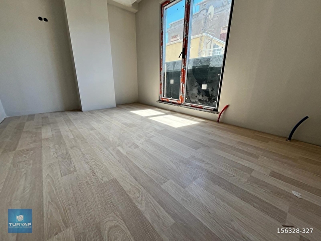 TURYAPTAN CEVİZLİ DE HARİKA KONUMDA SIFIR ARA KAT KOMBİLİ 1+1