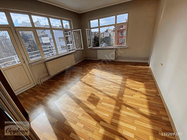 KONEVİ MAH SATILIK HESAPLI 2+1 DAİRE - Görsel 12