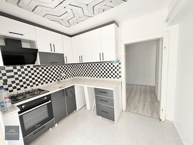 FIRSAT! DUTLUK METRO YAKINI FUL YAPILI BAKIMLI SATILIK 3+1 DAİRE - Görsel 2