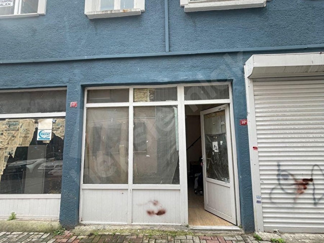 ÜÇ DÜKKANI VE BİR EVİ BULUNAN TERASLI FIRSAT BİNA - Görsel 24