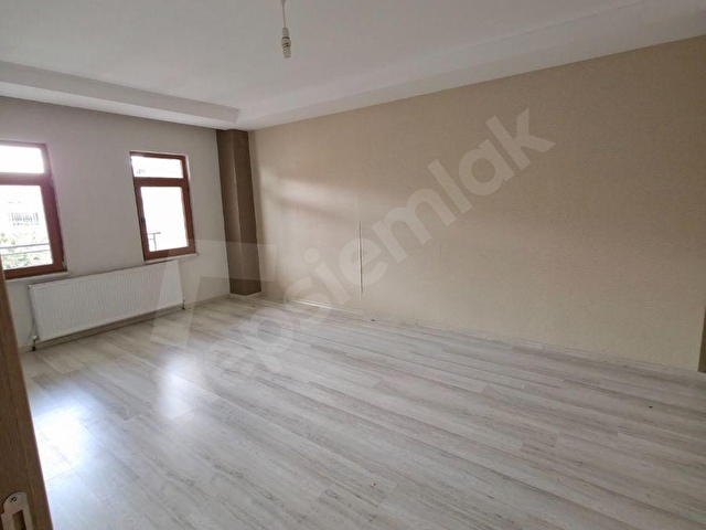 EMLAKNOMİDEN ABBAS MH.’DE | 4+2 | TERASLI | ASANSÖRLÜ | HOBİ BAHÇELİ | SATILIK DUBLEKS ! - Görsel 2