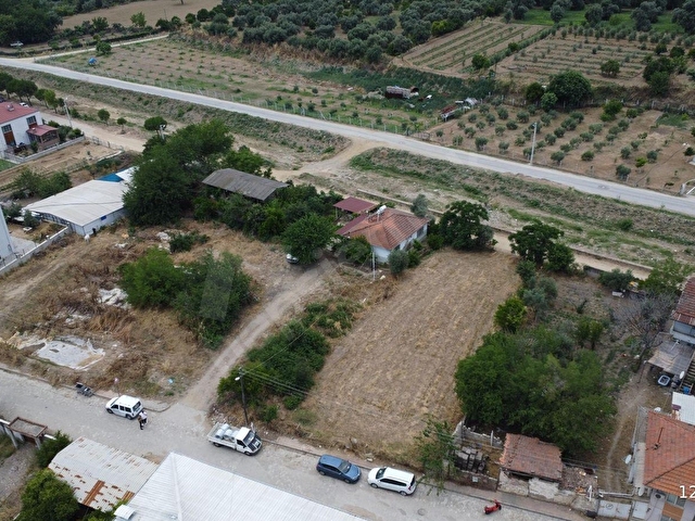 AYDIN NAZİLLİ İSABEYLİ MAHALLESİ SATILIK 766M² KONUT İMARLI ARSA