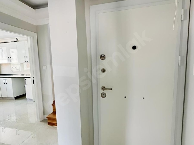 UYGUN EMLAKTAN GÜNGÖREN GÜNEŞTEPEDE SATILIK ÖZEL DUBLEX DAİRE !! - Görsel 23