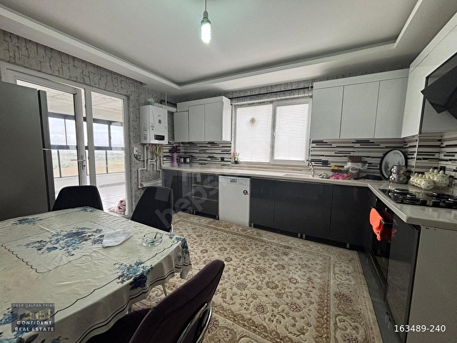 ÇEVREYOLU ÜZERİ SİTEDE ŞEHİR MANZARALI  3+1 ULTRA LÜX YAPILI SATILIK DAİRE - Görsel 5