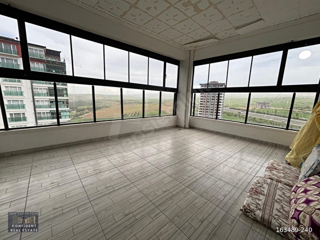 ÇEVREYOLU ÜZERİ SİTEDE ŞEHİR MANZARALI  3+1 ULTRA LÜX YAPILI SATILIK DAİRE - Görsel 9