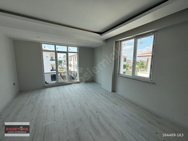 REDSTONE LÜLEBURGAZ BÜYÜKKARIŞTIRAN YENİ MH. 2+1 SATILIK 0 DAİRE - Görsel 3