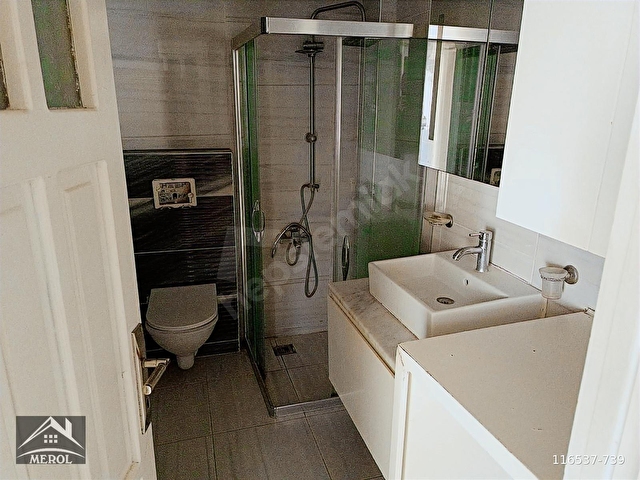Bornova Atatürk Mah.nde Geniş ve Şık 2+1 Daire Kiralık - Görsel 7