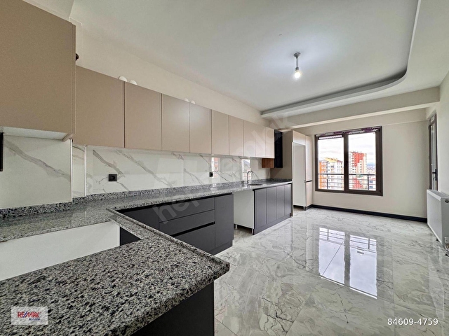 KAZIM KARABEKİRDE SATILIK GENİŞ 3+1 LÜX DAİRE