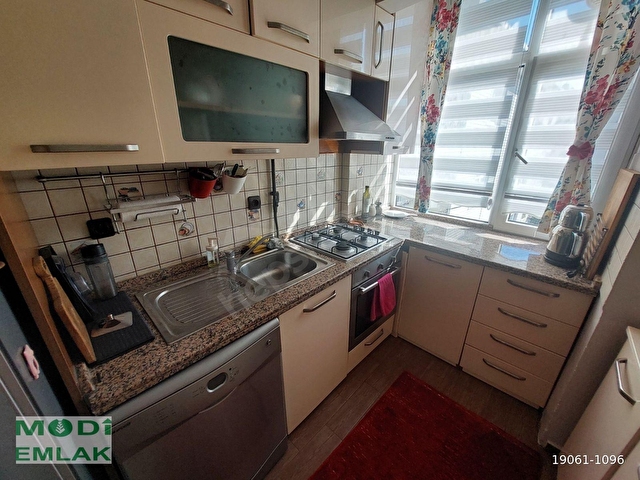 Valideatik kiralık 3+1 kombili daire 4.kat - Görsel 10