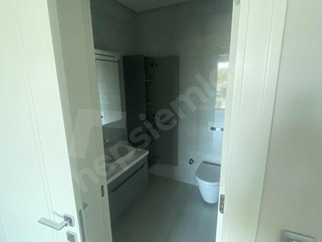 VADİSTANBUL PARK SATILIK 2+1 BOŞ GÜNCEL DAİRE - Görsel 12