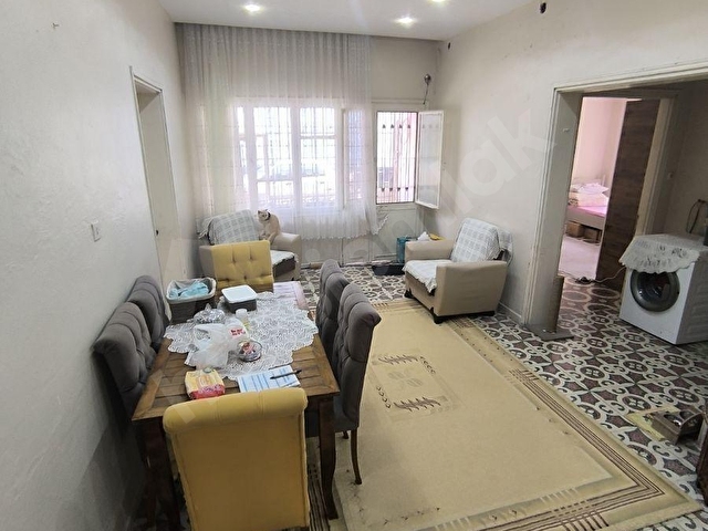 MİTHATPAŞADA TEK KATLI MÜSTAKİL EV 220 m2 3+1 KAPALI MUTFAK - Görsel 3