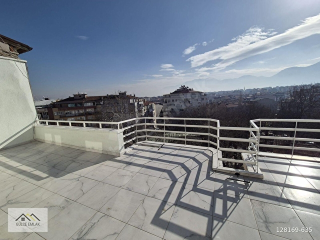 GÜLCE DEN LİSE CADDESİNDE TERASLI SATILIK 2+1 DAİRE - Görsel 23