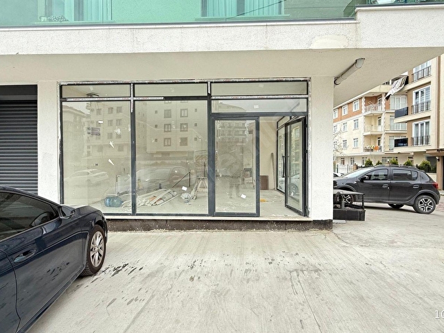 BEYLİKDÜZÜ SATILIK MUHTEŞEM 2 KATLI KULLANIŞLI KÖŞE 150M2 DÜKKAN - Görsel 13