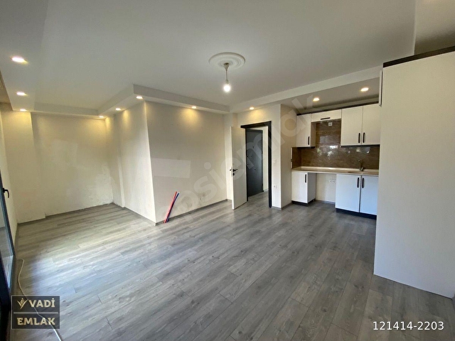 KUŞADASI DAVUTLARDA SIFIR ÇİFT CEPHE BAHÇELİ 2+1 KİRALIK DAİRE - Görsel 5