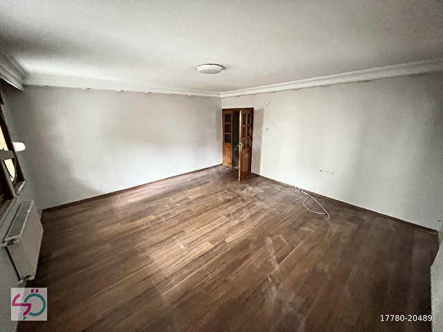 ŞEBNEM ÖZGÜLDEN ŞENLİKKÖY MERKEZDE KİRALIK 2+1 GİRİŞ KAT - Görsel 23