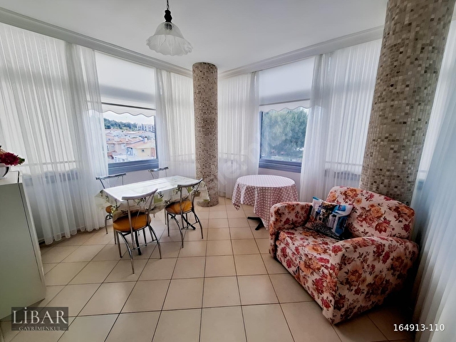 ALAÇATI MERKEZDE KİRALIK FUL EŞYALI FERAH 3+1 DAİRE - Görsel 9