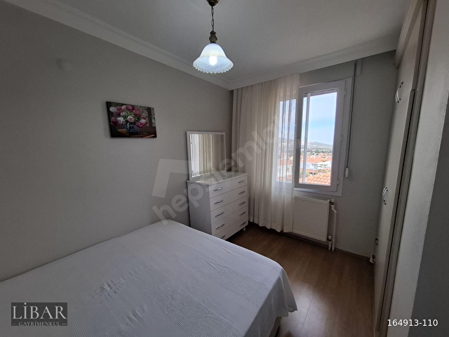 ALAÇATI MERKEZDE KİRALIK FUL EŞYALI FERAH 3+1 DAİRE - Görsel 15