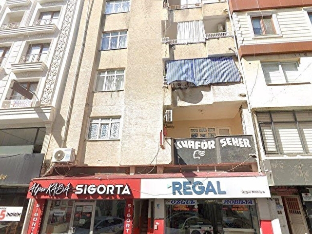 YILDIZ AY GAYRİMENKULDEN ÇARŞI MERKEZİNDE SATLIK GENİŞ2+1 DAİRE
