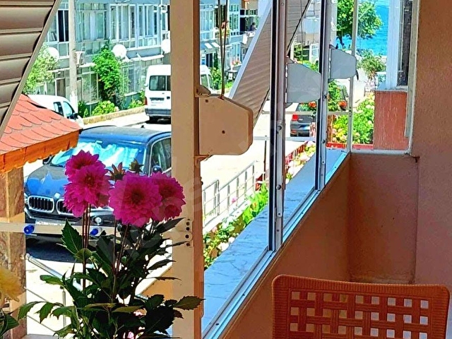 MAR EMLAKTAN ÇINARCIK HARMANLAR MAH. 100 M2 2+1 MASRAFSIZ 1.KAT - Görsel 2