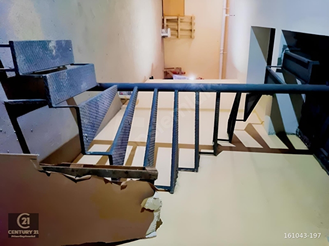 Cadde Üzeri Kurumsal Firmalara Uygun Dükkan - Görsel 3